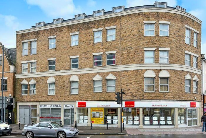 1 Bedroom Apartment To Rent In High Street, Slough, SL1