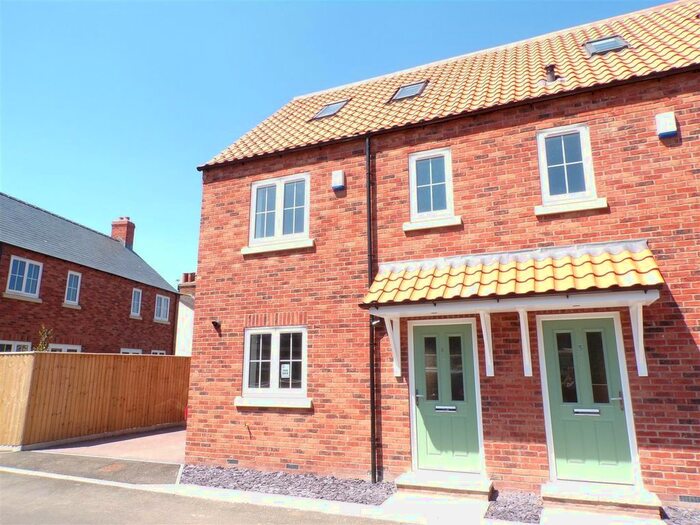 3 Bedroom Property To Rent In Cullingford Way, Louth, LN11