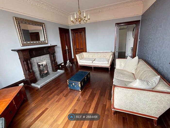 2 Bedroom Flat To Rent In Golfhill Drive, Glasgow, G31