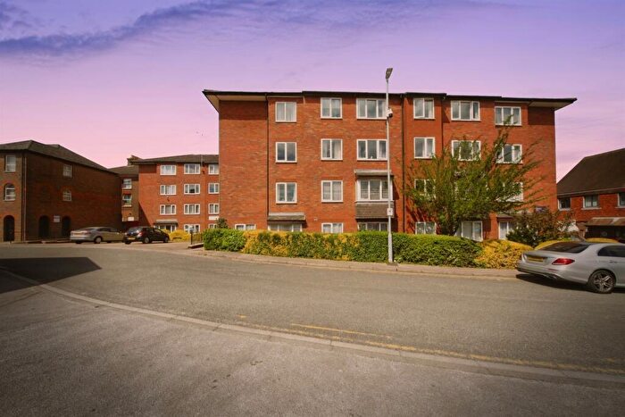 1 Bedroom Flat For Sale In Albion Street, Dunstable, LU6
