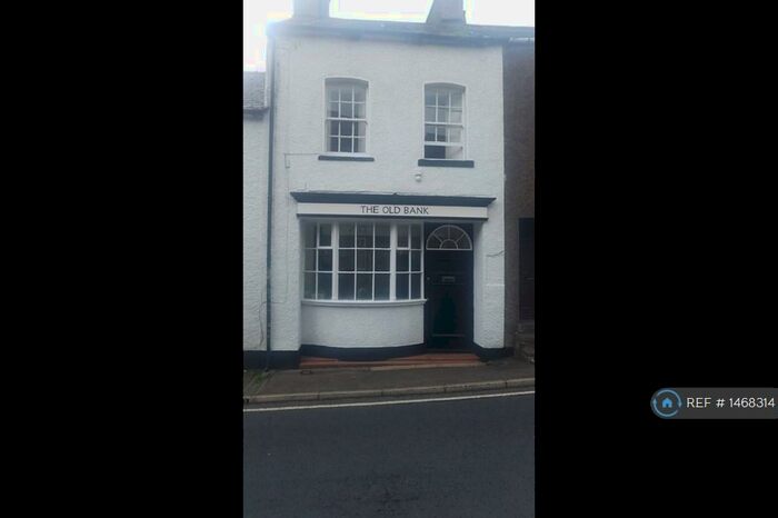 3 Bedroom Terraced House To Rent In Main Street, Bootle, LA19