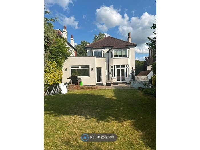 4 Bedroom Detached House To Rent In Burcott Road, Purley, CR8