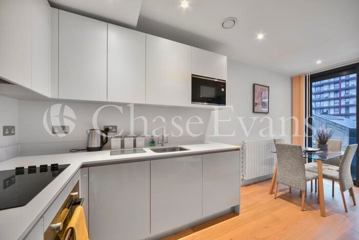 1 Bedroom Flat For Sale In Royal Arsenal Riverside, Major Draper Street, Woolwich, London, SE18