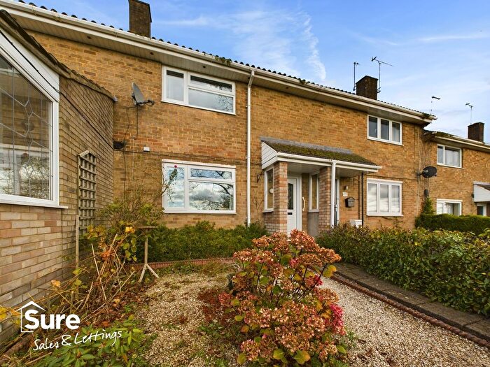 2 Bedroom Terraced House To Rent In Galley Hill, Hemel Hempstead, Hertfordshire, HP1