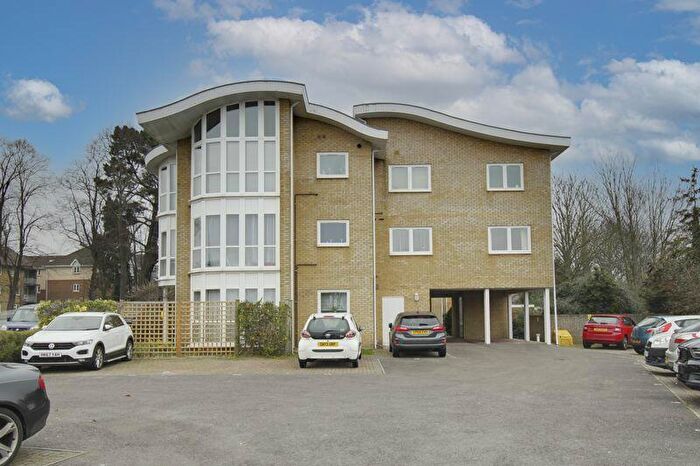 2 Bedroom Flat To Rent In Surrey Point, Winchester Road, Southampton, SO16
