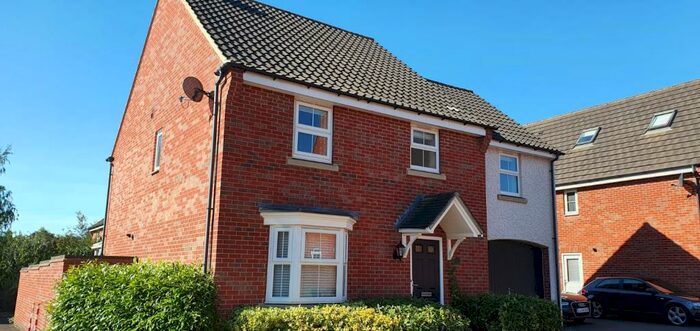 4 Bedroom House To Rent In Marriner Court, LN2