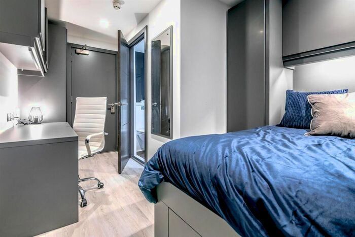 2 Bedroom Flat To Rent In Parkside, Coventry, CV1