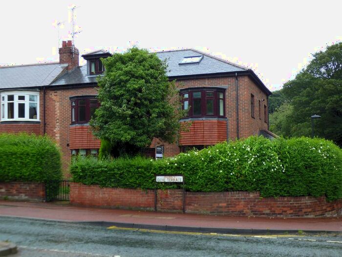 3 Bedroom Maisonette To Rent In Dene Terrace, South Gosforth, Newcastle, Tyne And Wear, NE3