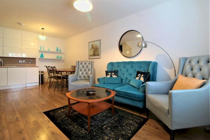 1 Bedroom Flat To Rent In Egremont Russet, Wellington Street, Hull, HU1