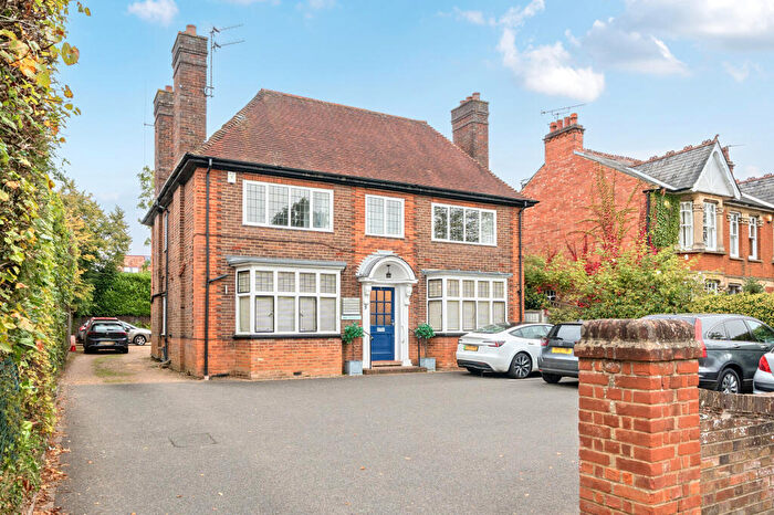 3 Bedroom Flat For Sale In Ledborough Lane, Beaconsfield, HP9