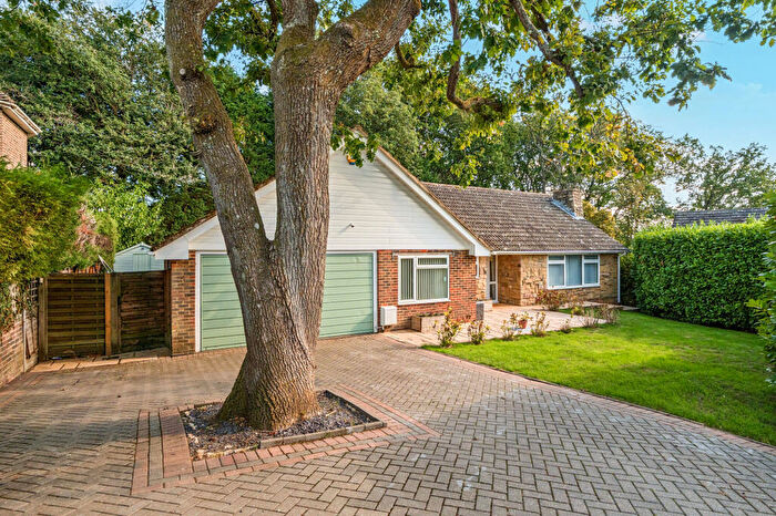 3 Bedroom Detached Bungalow For Sale In Birch Grove, Tadworth, KT20
