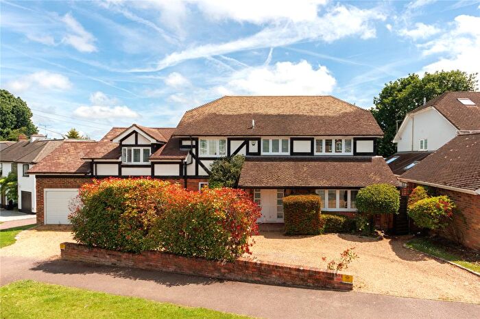 5 Bedroom Detached House For Sale In Gills Hill Lane, Radlett, Hertfordshire, WD7