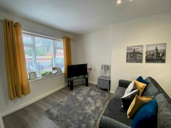 3 Bedroom Terraced House To Rent In Abbey Bridge, Nottingham, NG7