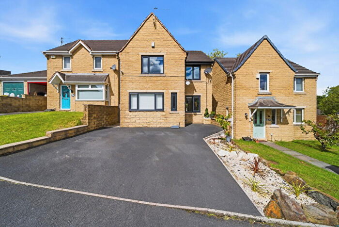 3 Bedroom Detached House For Sale In Printers Fold, Burnley, BB12