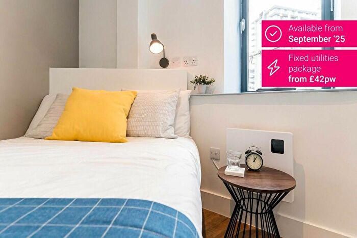 3 Bedroom Apartment To Rent In One Cross Street, M3