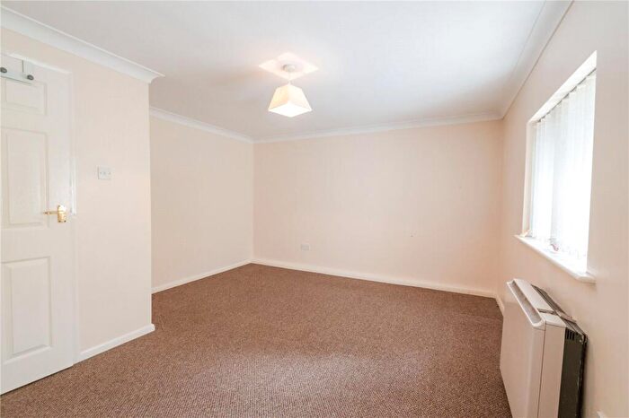 1 Bedroom Maisonette To Rent In Intax Mews, Welholme Road, Grimsby, Ne Lincolnshire, DN32