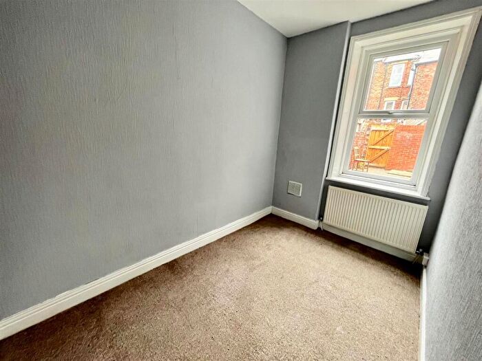 2 Bedroom Apartment To Rent In Brinkburn Avenue, Bensham, Gateshead, NE8