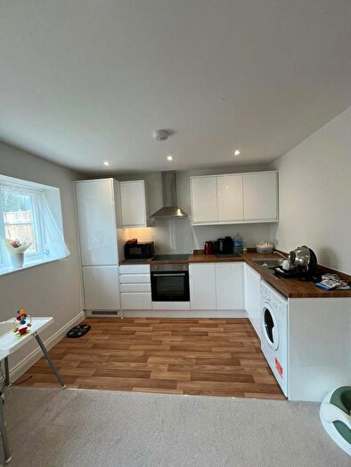 2 Bedroom Flat To Rent In C Wimborne Road, Moordown, BH9