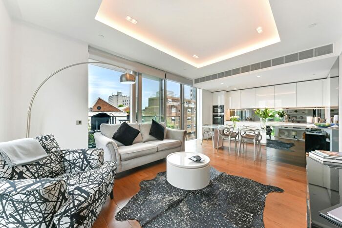 3 Bedroom Flat To Rent In Bolander Grove, London, SW6