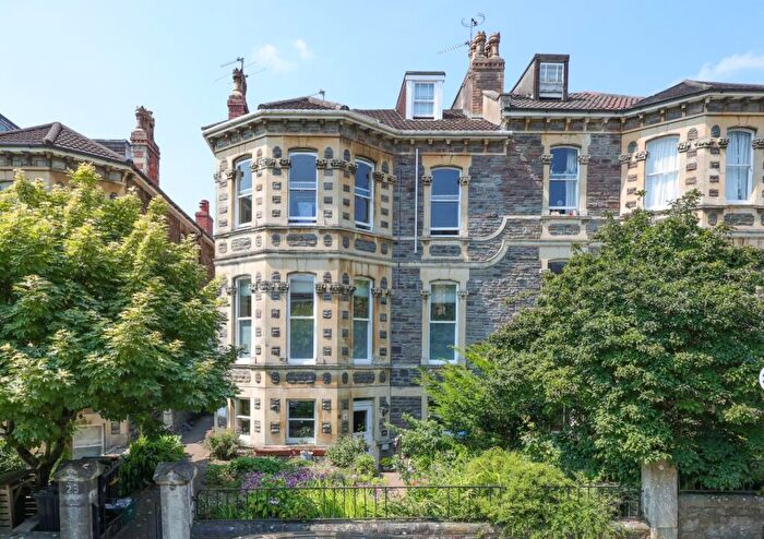 2 Bedroom Apartment To Rent In Beaconsfield Road, Clifton, BS8