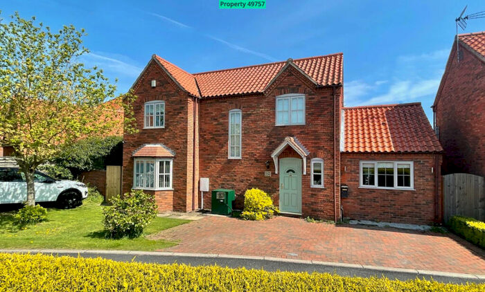 4 Bedroom Detached House For Sale In Dollypeg Cottage, Washtub Lane, South Scarle, Newark, NG23