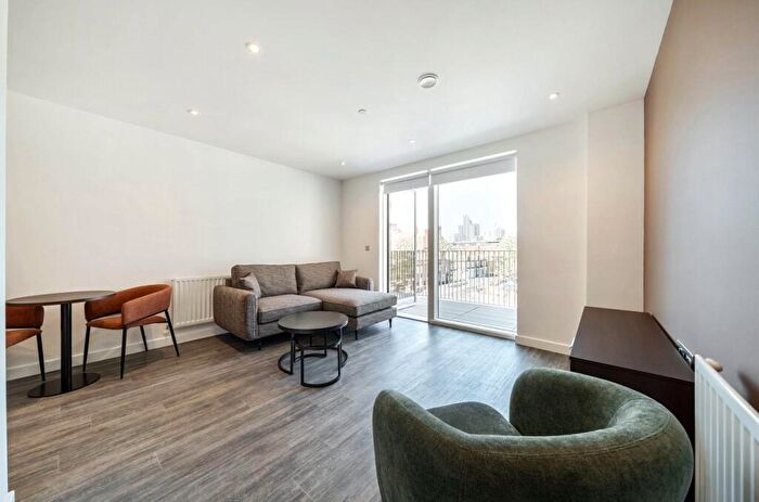 1 Bedroom Apartment To Rent In Dawes Street, London, SE17