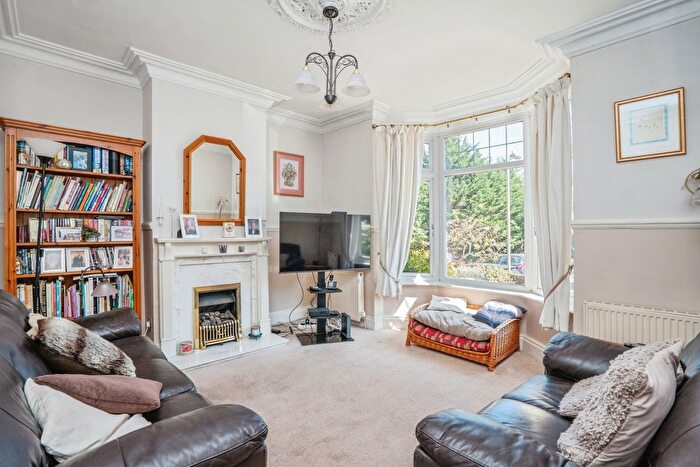 3 Bedroom End Terrace House For Sale In Lower Road, Hampshire, PO9
