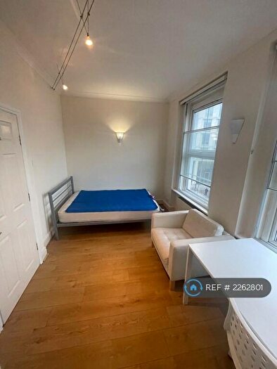 2 Bedroom Flat To Rent In Drummond Street, London, NW1