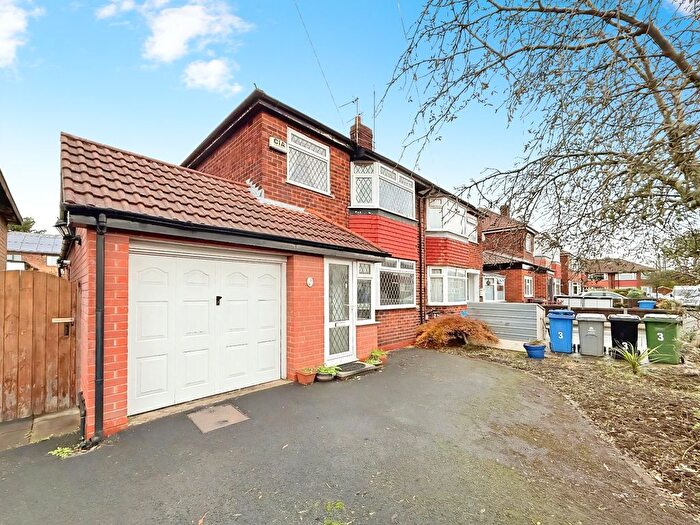 3 Bedroom Semi Detached House For Sale In Bradley Close, Timperley, Altrincham, WA15