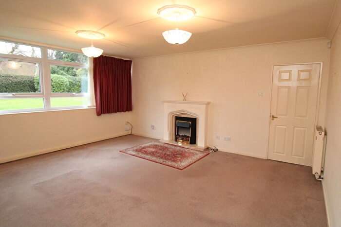 2 Bedroom Apartment To Rent In Woodbourne, B15