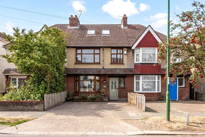 5 Bedroom Terraced House For Sale In Manor Hall Road, Southwick, BN42