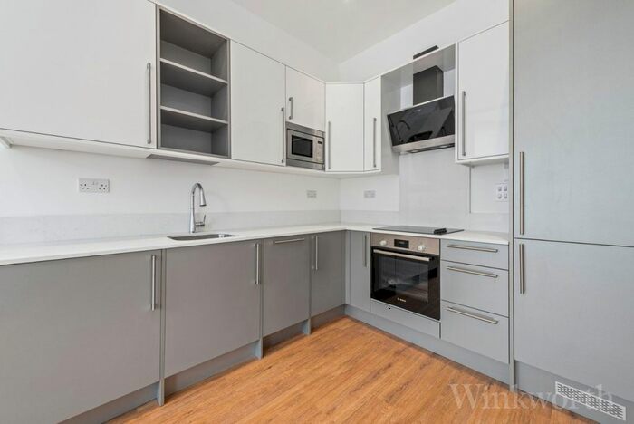 1 Bedroom Flat To Rent In Pepys Road, London, SE14