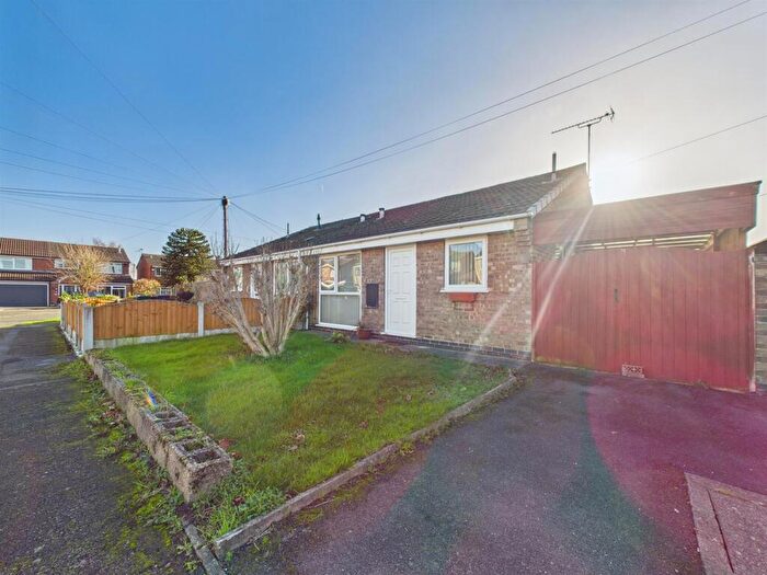 2 Bedroom Bungalow For Sale In Zetland Crescent, Stenson Fields, Derby, DE24