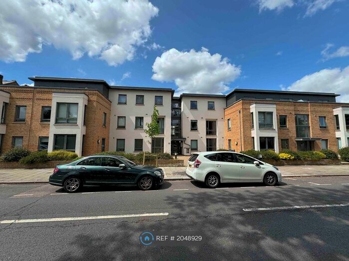 1 Bedroom Flat To Rent In Silkmore Lodge -A, Twickenham, TW1