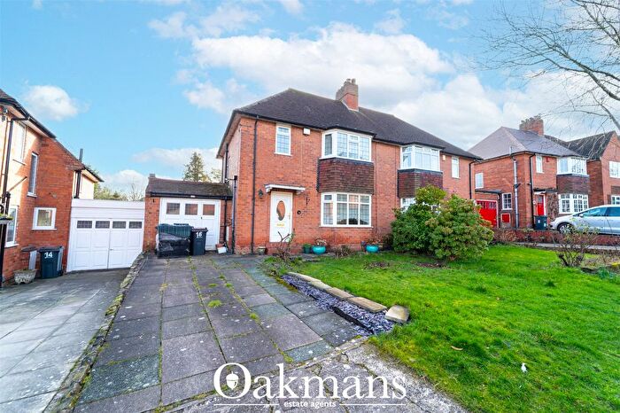 3 Bedroom Semi Detached House For Sale In Claines Road, Birmingham, West Midlands, B31