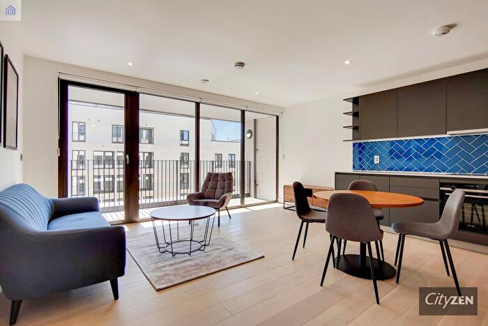 2 Bedroom Flat To Rent In Rosewood Building, Cremer Street, Shoreditch, London, E2
