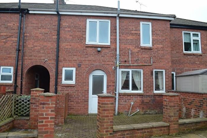 3 Bedroom Terraced House To Rent In Fryston Road, Castleford, WF10