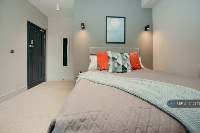 Studio To Rent In Victoria Road, Tamworth, B79