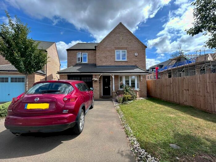 4 Bedroom House To Rent In Pontefract Avenue, MK4