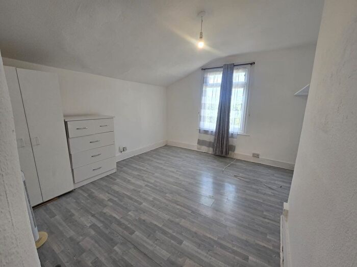 Studio To Rent In Rosendale, Herne Hill, SE24
