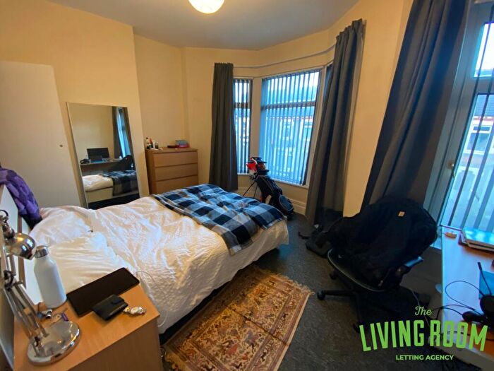 6 Bedroom House To Rent In Mackintosh Place, Roath, Cardiff, CF24