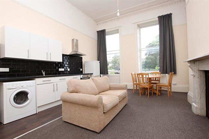 2 Bedroom Flat To Rent In Park Street, Bath, BA1