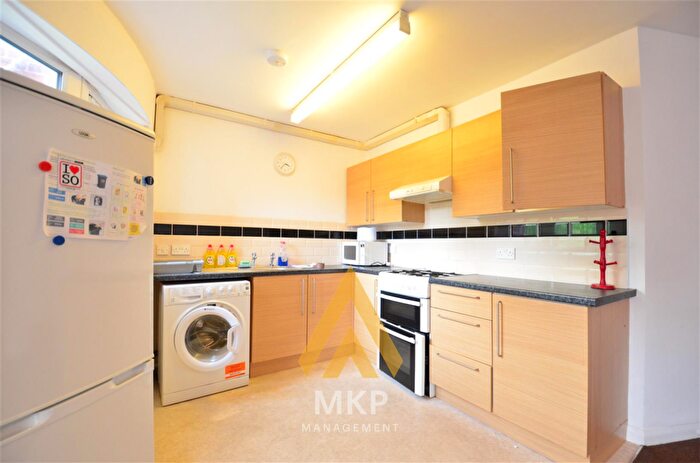 4 Bedroom Flat To Rent In St. Stephens Road Selly Oak, B29