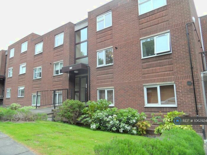 2 Bedroom Flat To Rent In Carey Court, Bexleyheath, DA6