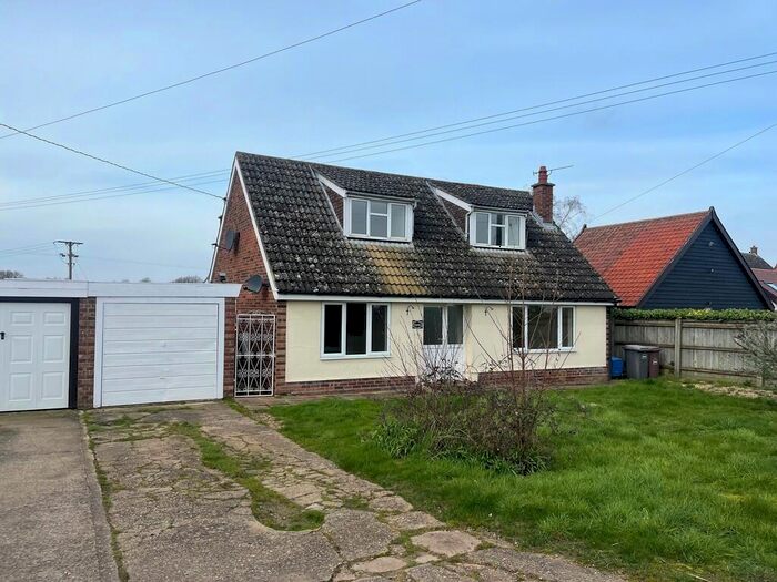 3 Bedroom Detached Bungalow For Sale In Dale Road, Stanton, Bury St. Edmunds, IP31