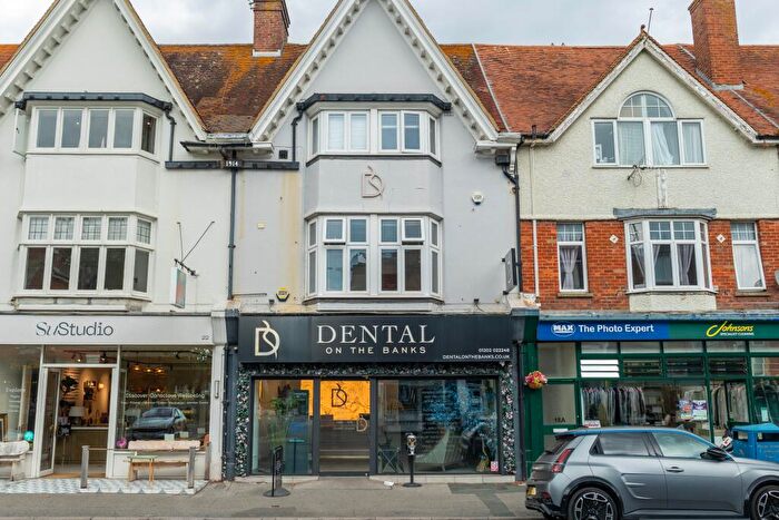 2 Bedroom Flat To Rent In A Westlands Drive, Poole, BH13
