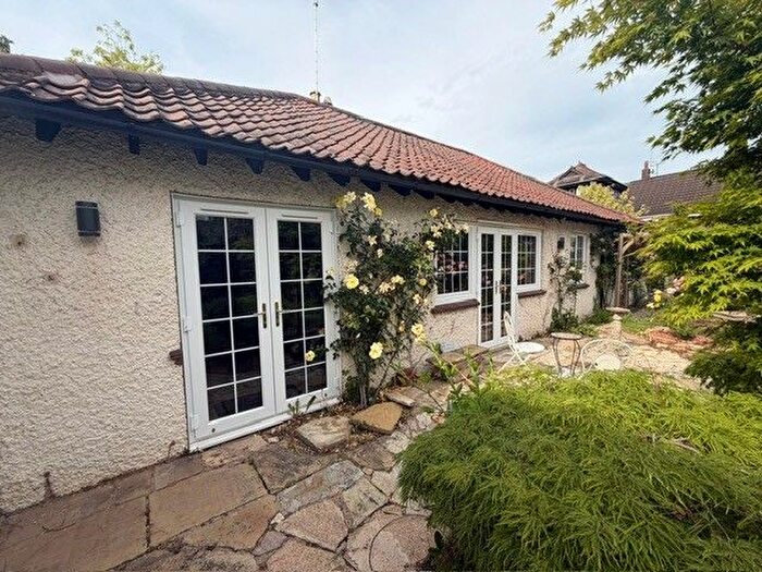 3 Bedroom Detached Bungalow To Rent In Broadway, Peterborough, PE1