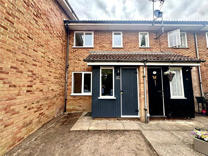 1 Bedroom Terraced House To Rent In Waverley Court, Woking, Surrey, GU22