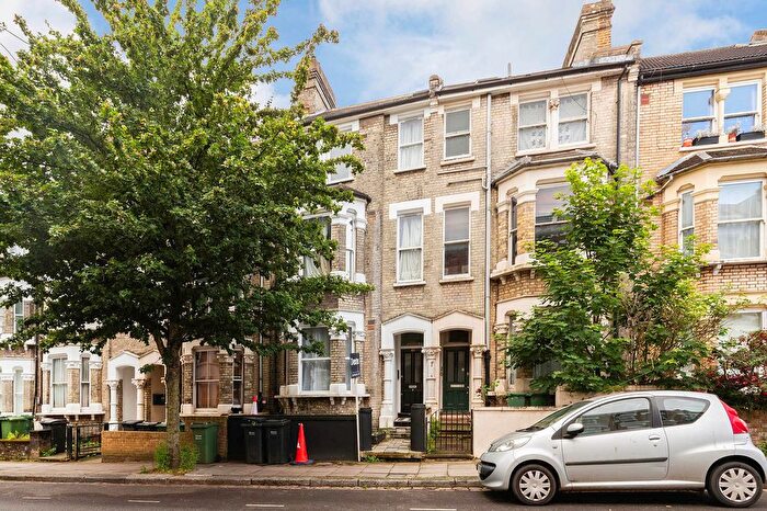 1 Bedroom Studio To Rent In Gascony Avenue, London, NW6