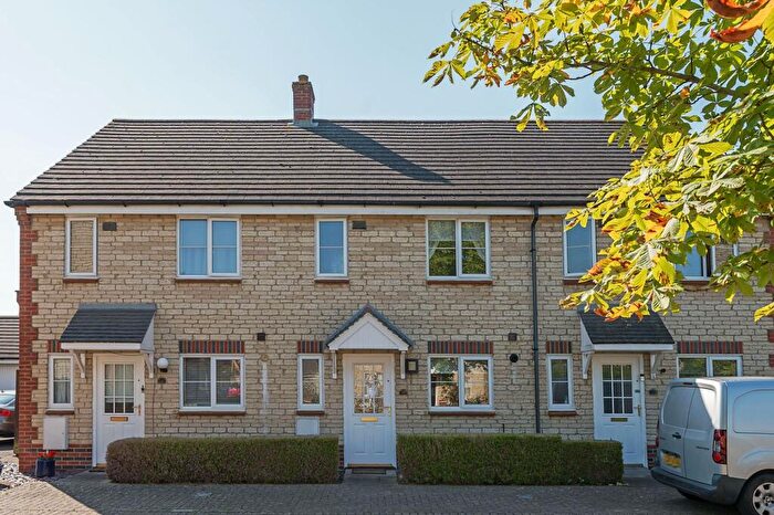 3 Bedroom Terraced House To Rent In Grebe Road, Bicester, OX26